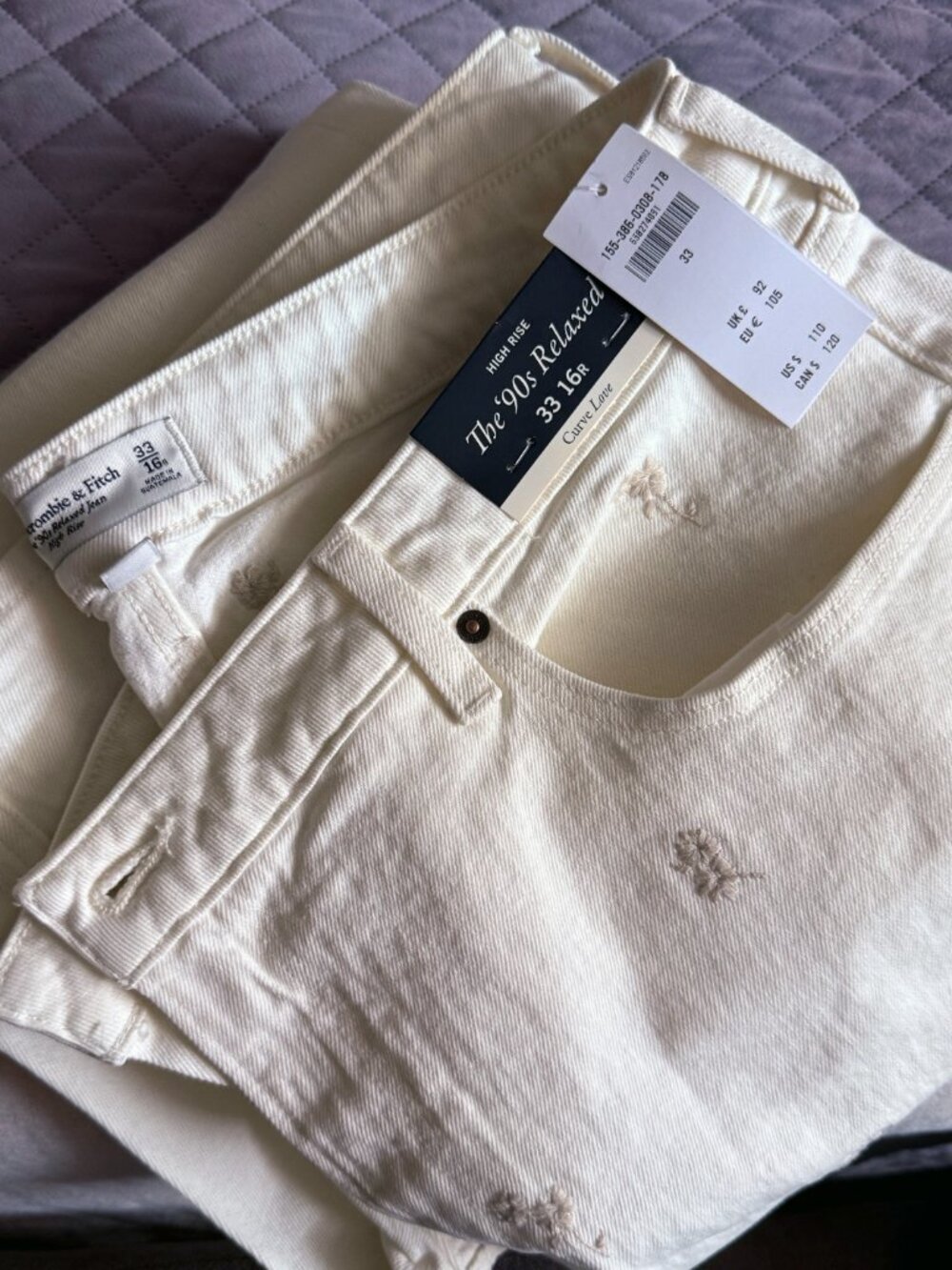 NWT Abercrombie & Fitch Curve Love High Rise 90s Relaxed Fit Jean - Picture 7 of 7